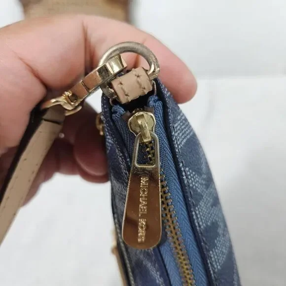 Michael kors mini shoulder bag - Picture 4 of 13